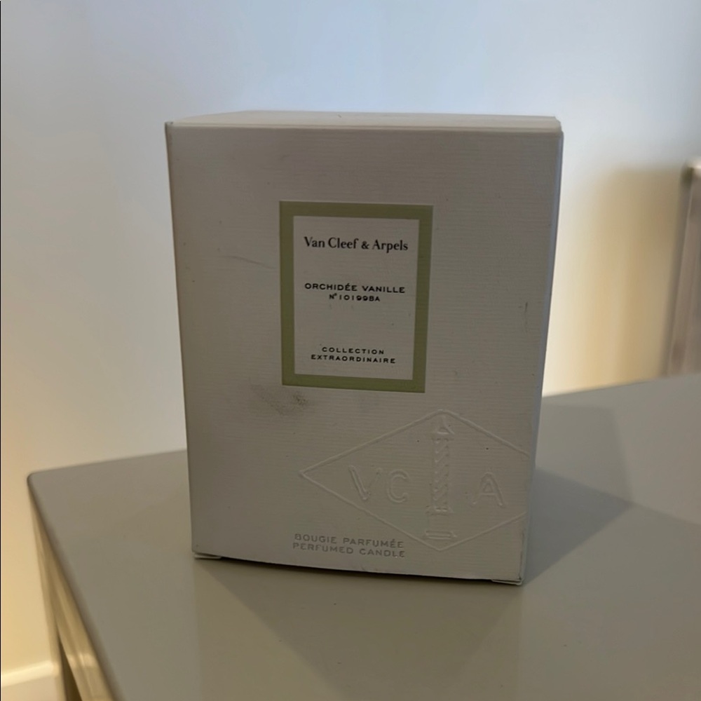 Van Cleef and Arpels Orchidee Vanille candle
